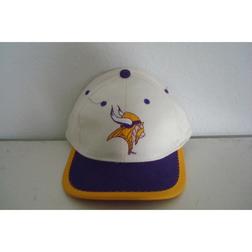 MINNESOTA VIKINGS   ---YOUTH---- ‎   FITTED   DEADSTOCK HAT CAP VINTAGE C2